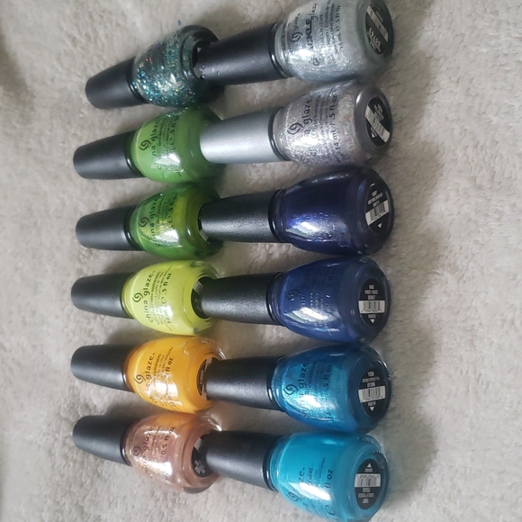 China Glaze nail polish - Picture 3 of 5